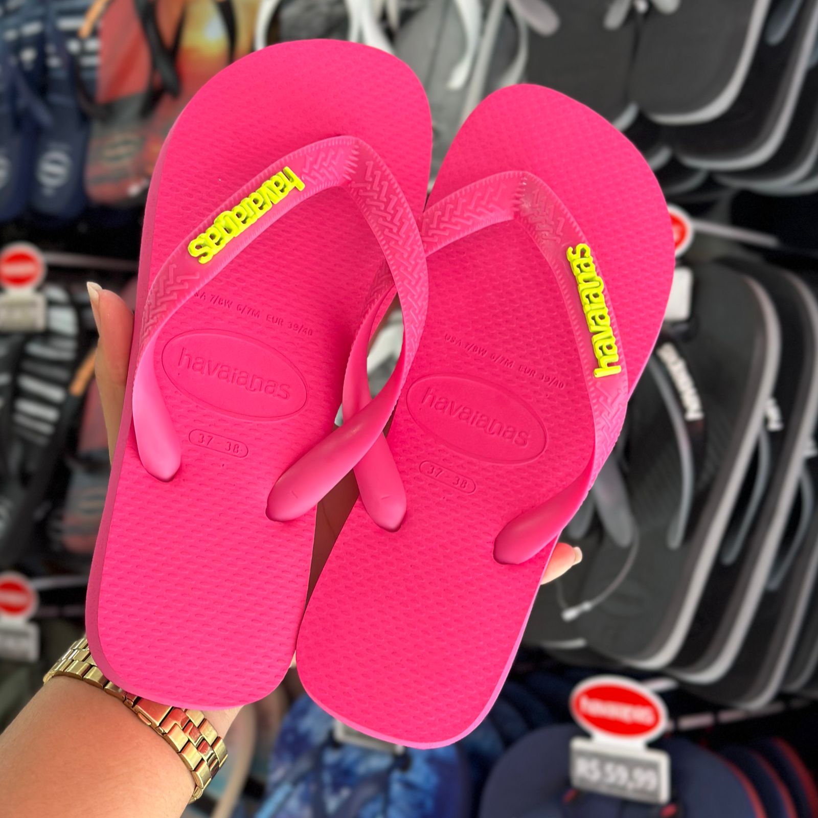 Lançamento Havaianas Top Summer 2024 - A sensação do verão 2024 - (45%OFF) PROMOÇÃO VERÃO DE OFERTAS!